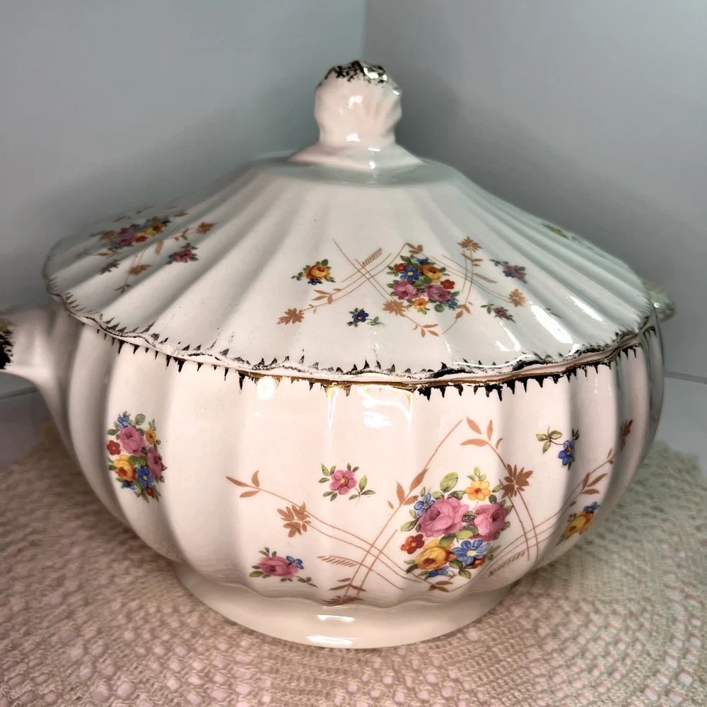 Vintage Limoges New Princess bowl 8
